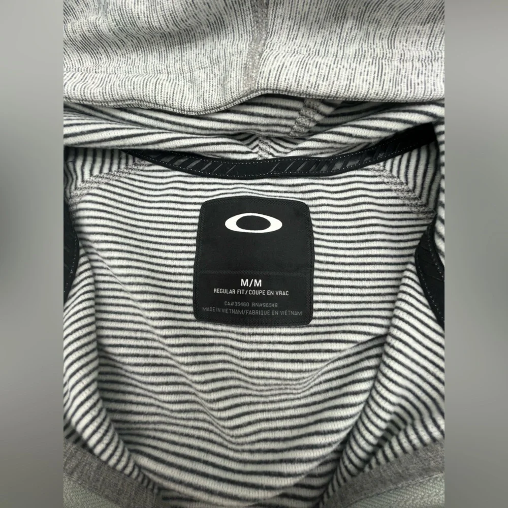 Oakley Hoodie- Grey black white - Picture 5 of 5